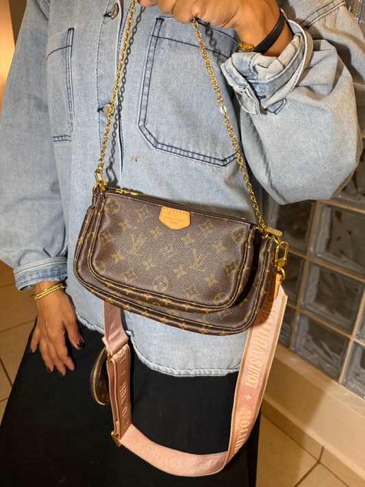 LOUIS VUITTON MULTI POCHETTE ACCESSORIES